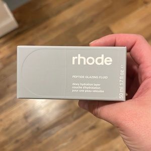 Rhode Beauty Peptide Glazing Fluid